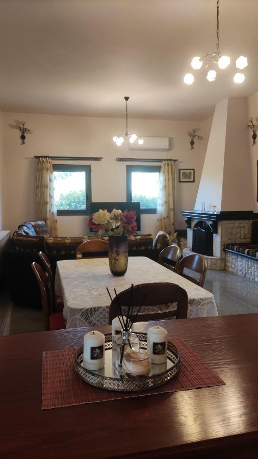 Vretti'S House Villa Fratsia Eksteriør billede